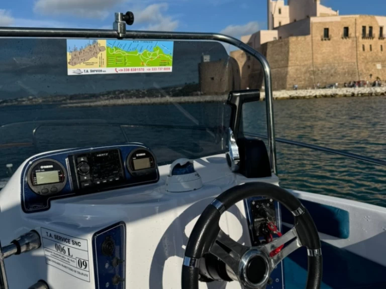 Huur Motorboot met of zonder schipper Blumax in Castellammare del Golfo