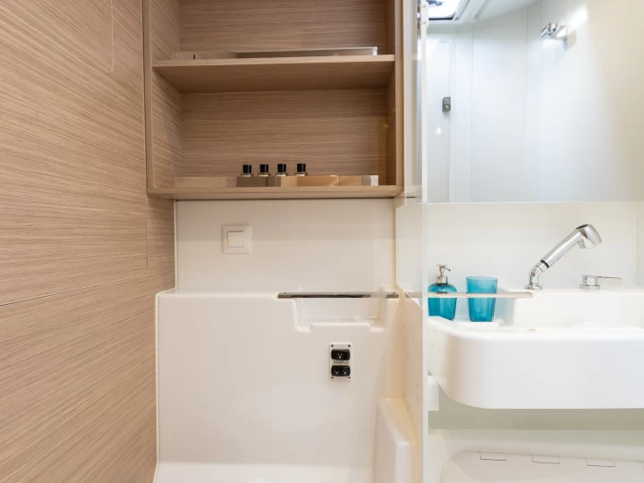 Huur Catamaran met of zonder schipper Lagoon in Split