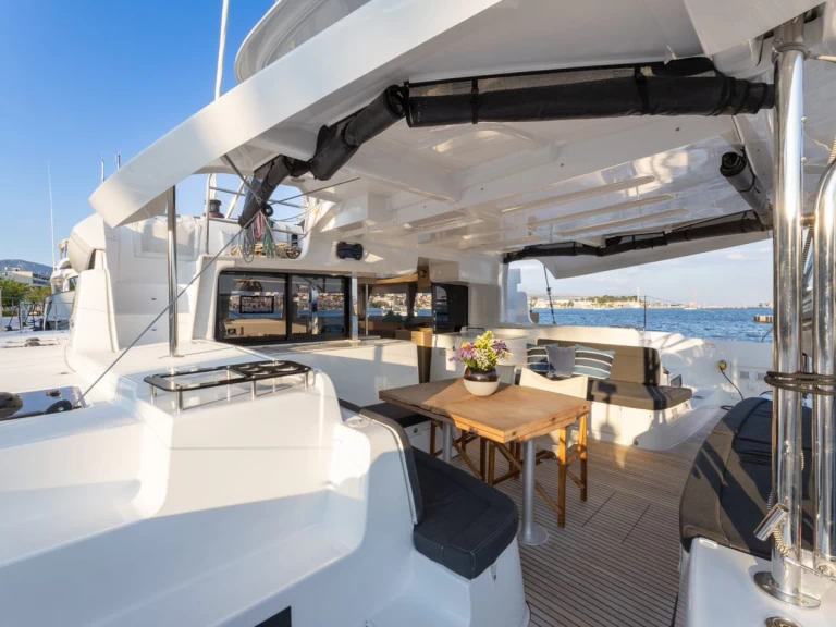 Huur Catamaran met of zonder schipper Lagoon in Split