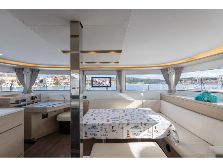 Lagoon Lagoon 46 te huur van particulier of professional in Split