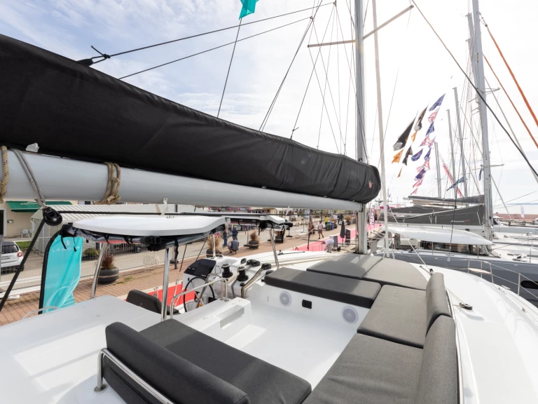 Jachthuur in Split - Lagoon Lagoon 43 via SamBoat
