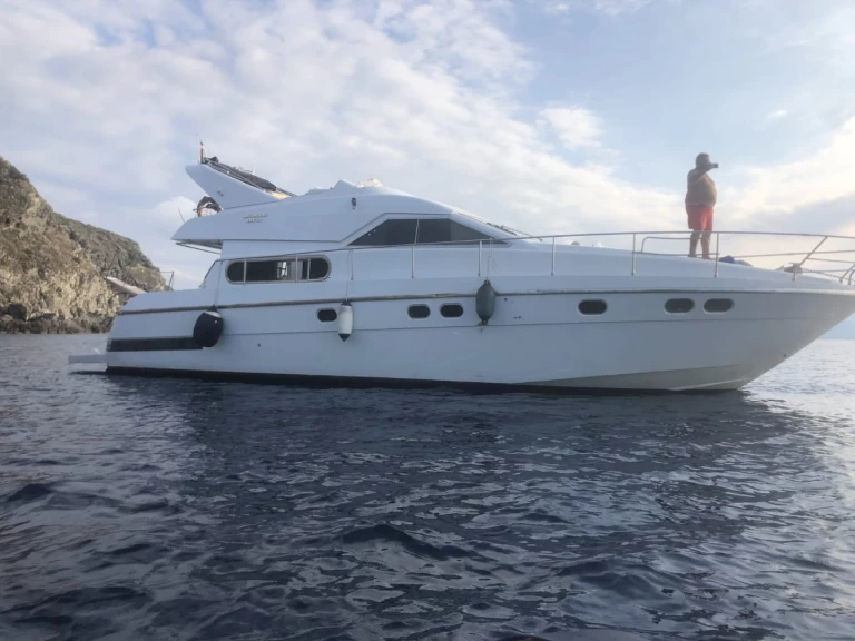 Jachthuur in Milazzo - Cantieri Alpa Alpa 52 Fly via SamBoat