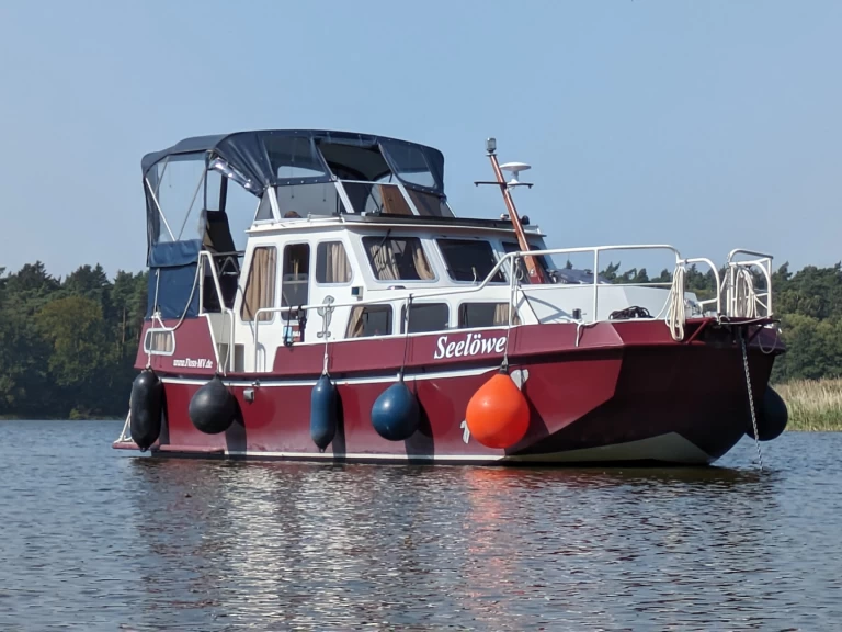 Verhuur Woonboot Termeer Yachting met vaarbewijs