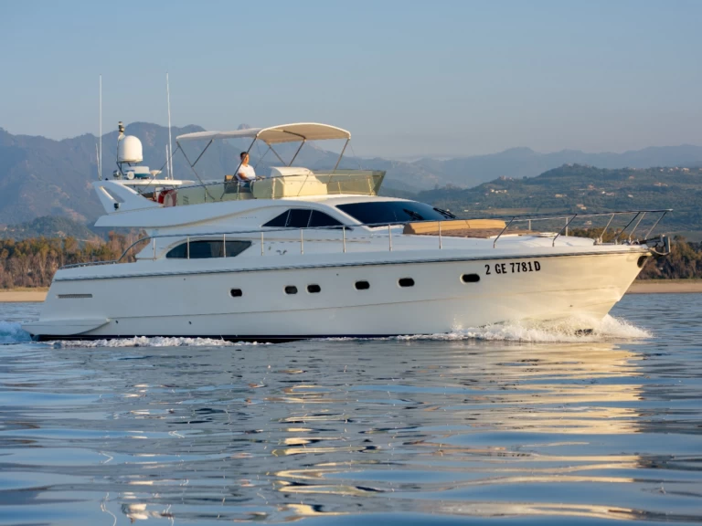 Huur een Ferretti Ferretti 57 in Milazzo