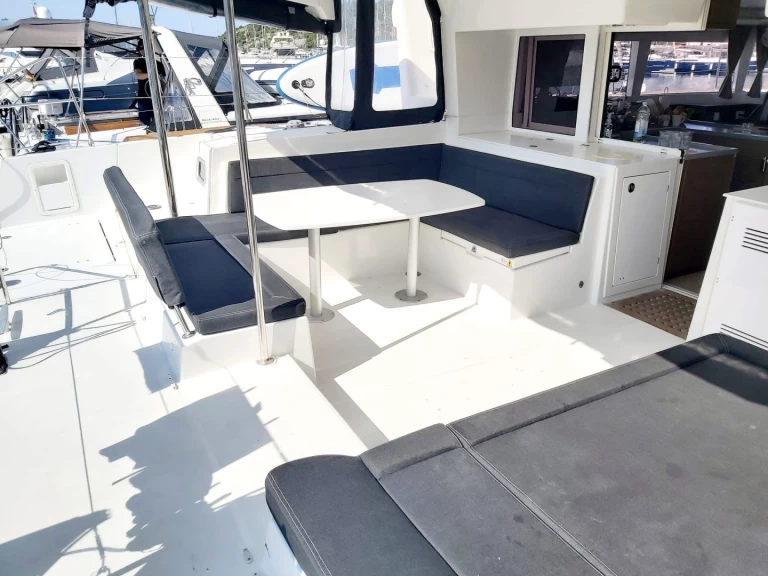 Huur Catamaran met of zonder schipper Lagoon in Primošten