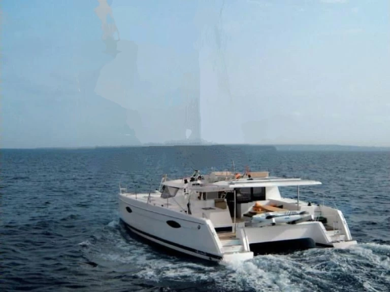 Catamaran te huur in Hyères voor de beste prijs