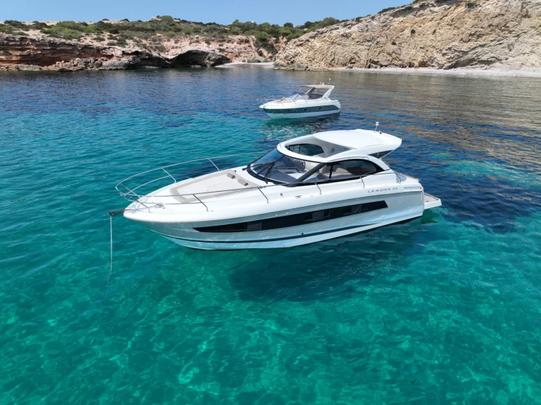 Jachthuur in Ibiza Town - Jeanneau Leader 36 via SamBoat