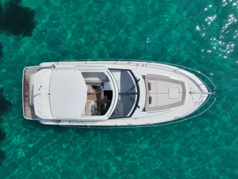 Jeanneau Leader 36 te huur van particulier of professional in Ibiza Town