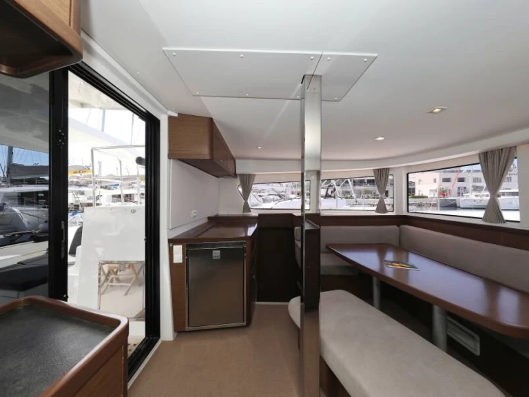 Jachthuur in Le Marin - Lagoon Lagoon 42 via SamBoat