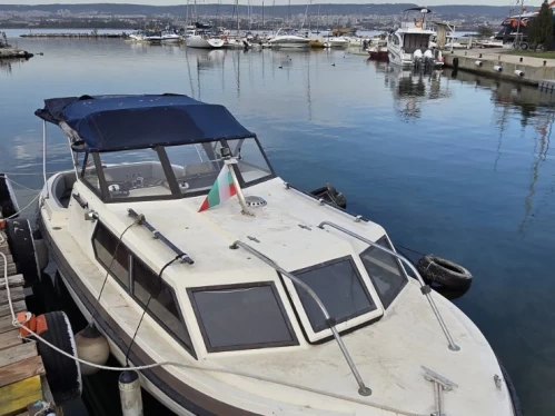 Huur Motorboot met of zonder schipper Starfisher in Obshtina Varna