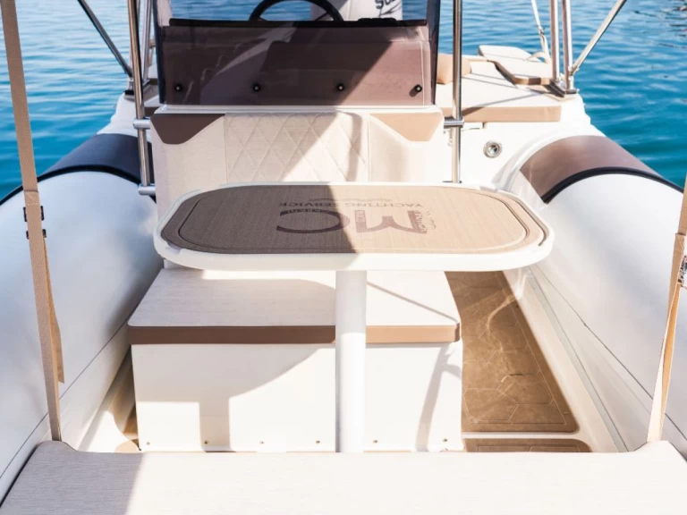 Bootverhuur Nadir G22 in Torre Canne via SamBoat