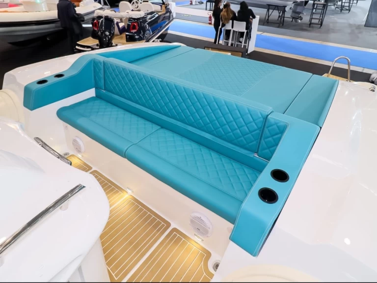 RIB te huur in Sorrento voor de beste prijs