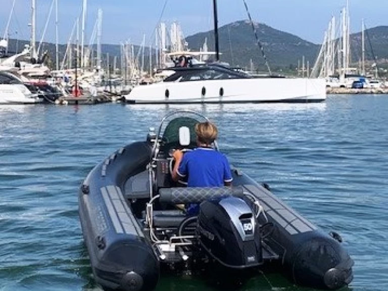 Bootverhuur 3D Tender 3D Tender 500 in Cogolin via SamBoat