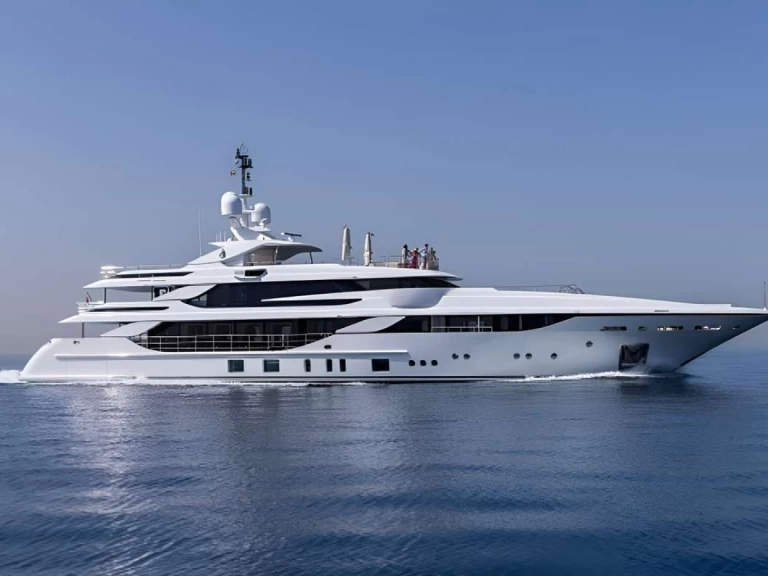 Benetti BOMBAY te huur van particulier of professional in Dubai