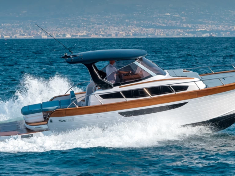 Bootverhuur Mimi 9.5 cabin in Sorrento via SamBoat