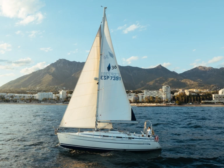 Bavaria Bavaria 36 Cruiser te huur van particulier of professional in Puerto Deportivo de Marbella