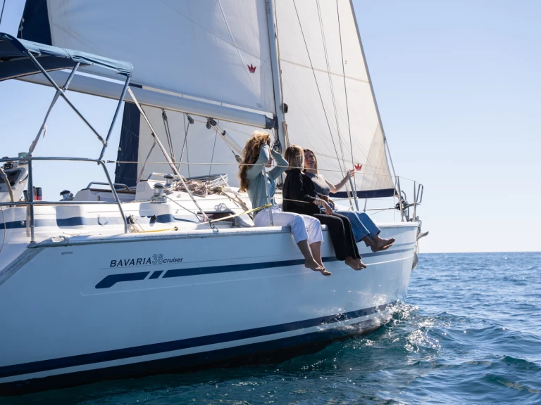 Bootverhuur Puerto Deportivo de Marbella goedkoop Bavaria 36 Cruiser