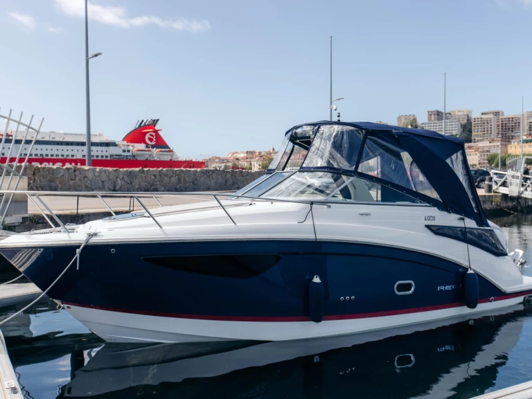 Huur Motorboot met of zonder schipper Régal in Porticcio