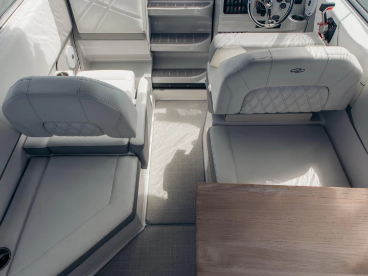 Bootverhuur Régal REGAL 26 in Coti-Chiavari via SamBoat