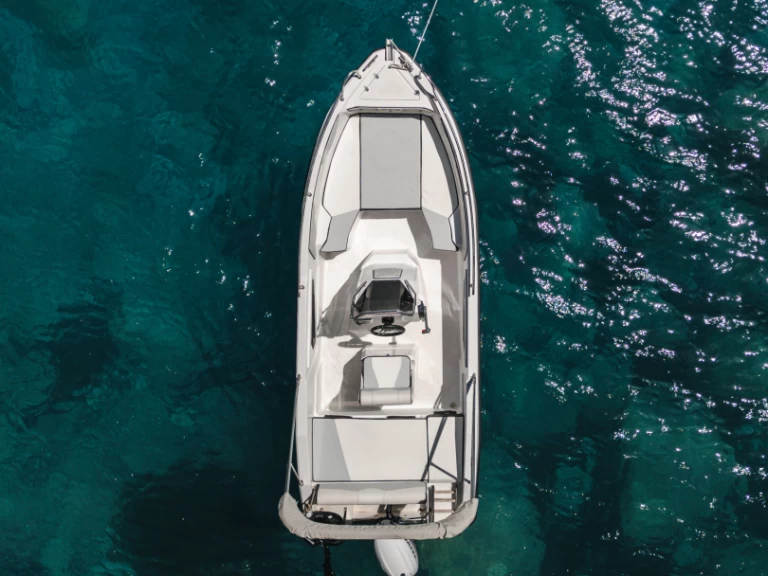 Huur een Trimarchi Nica in Palaiokastrítsa