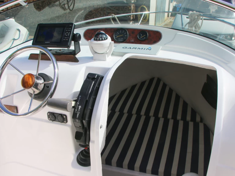 Motorboot te huur in Arzon voor de beste prijs