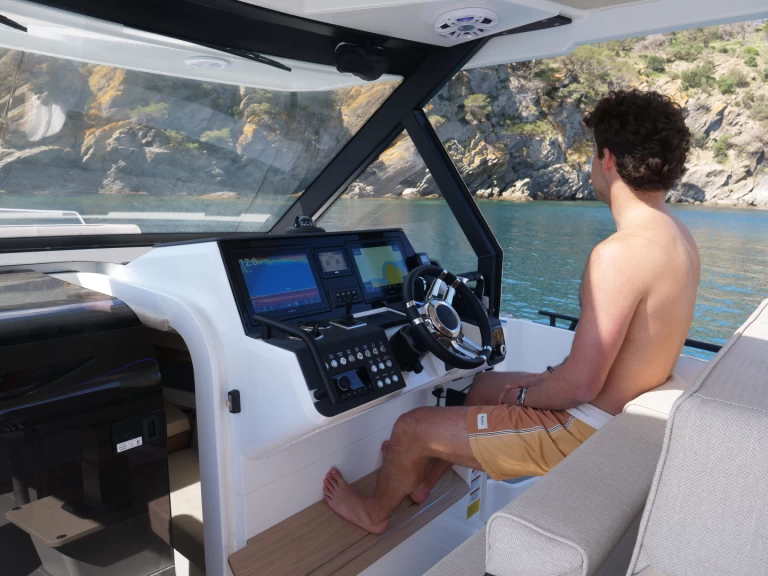 Bootverhuur Roses goedkoop QUARKEN SPORT TOURER