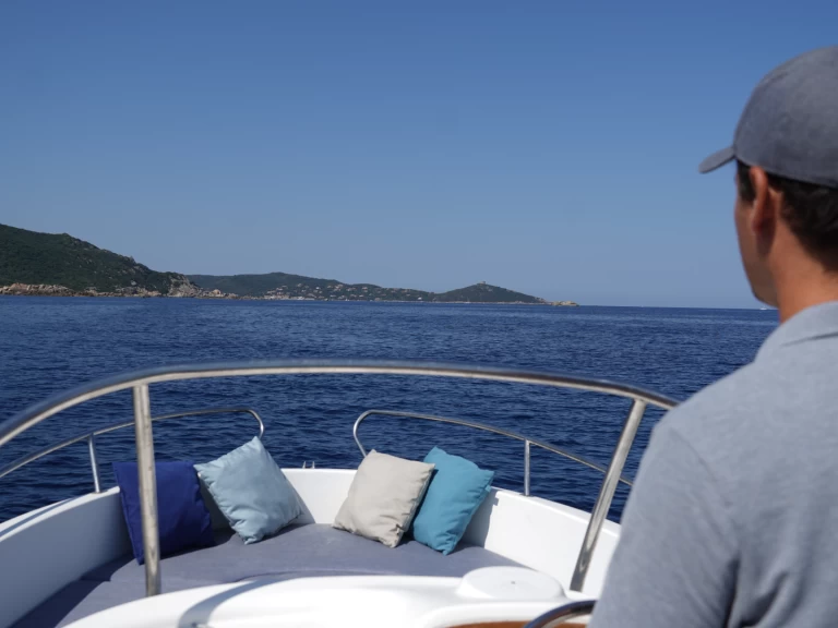 Huur Motorboot met of zonder schipper Jeanneau in Propriano