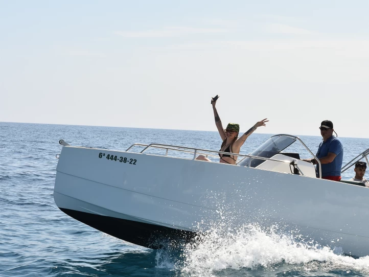 Motorboot te huur in Alicante voor de beste prijs