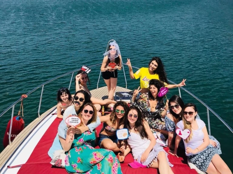 costom made vip te huur van particulier of professional in Beşiktaş