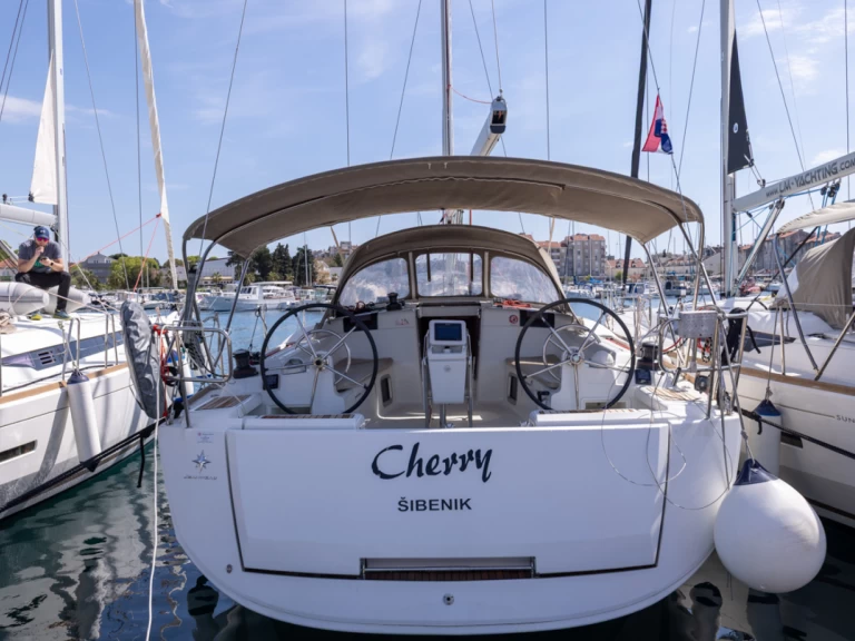 Verhuur Zeilboot Jeanneau met vaarbewijs