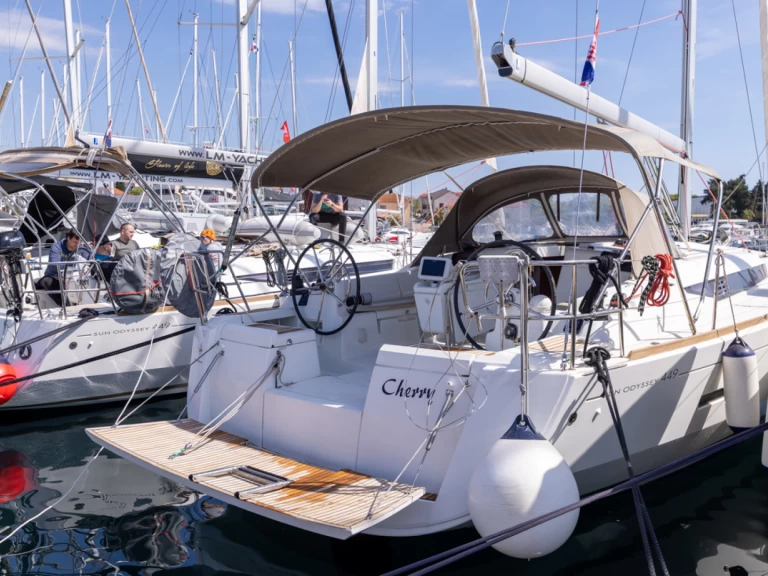 Zeilboot te huur in Biograd na Moru voor de beste prijs