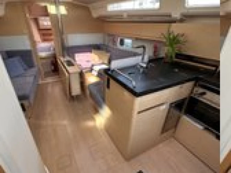 Huur Zeilboot met of zonder schipper Hanse in Seget Donji