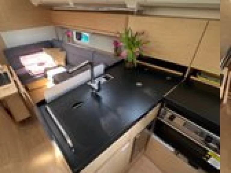 Zeilboot te huur in Seget Donji voor de beste prijs