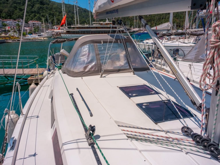Huur Zeilboot met of zonder schipper Hanse in Fethiye