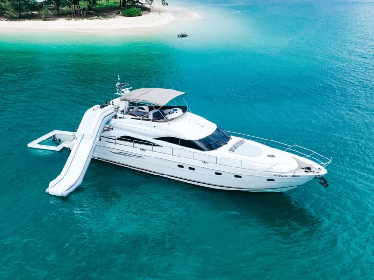 Huur een Princess Princess 65 Fly in Phuket