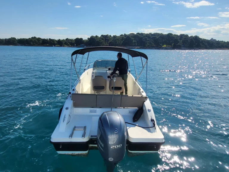 Interquick Interquick22 te huur van particulier of professional in Rovinj