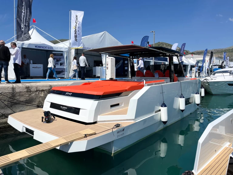 Bootverhuur Seget Donji goedkoop De Antonio D42 Open