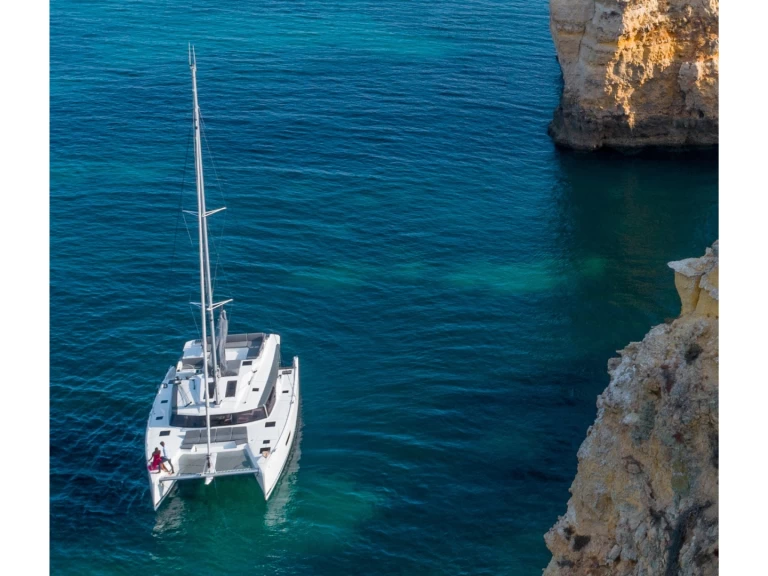 Bootverhuur Fountaine Pajot Elba 45 in Pula via SamBoat