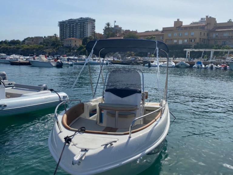 Bootverhuur Palermo goedkoop 57 S