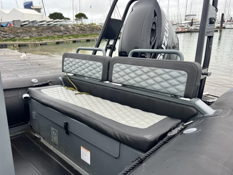 Huur RIB met of zonder schipper Highfield in La Rochelle