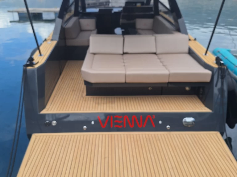 Verhuur Motorboot Colnago met vaarbewijs