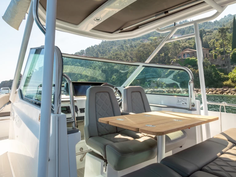 Huur Motorboot met of zonder schipper Axopar in Mandelieu-la-Napoule