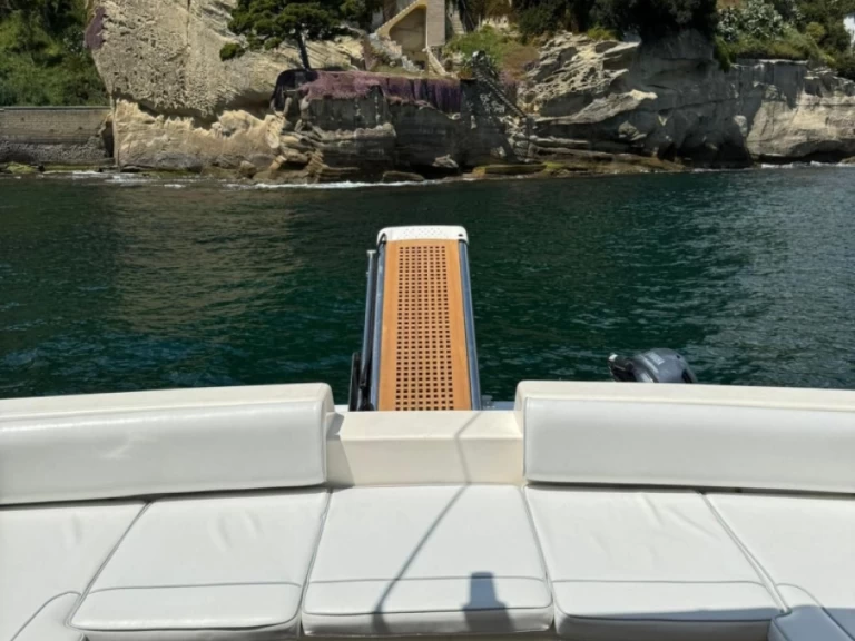 Huur Motorboot met of zonder schipper Fiart in Bacoli