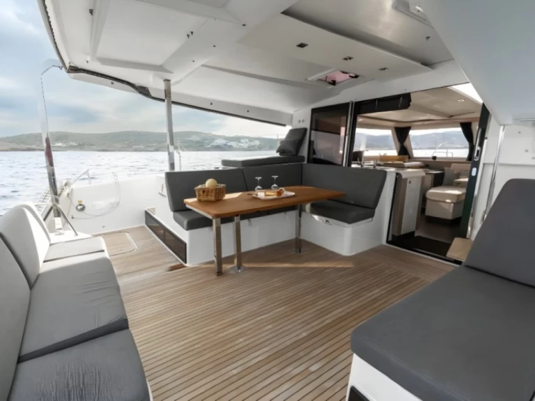 Huur een Fountaine Pajot Isla 40 in Key West