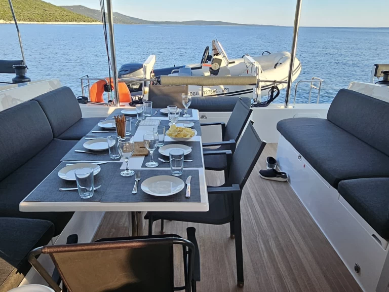 Catamaran te huur in Punat voor de beste prijs