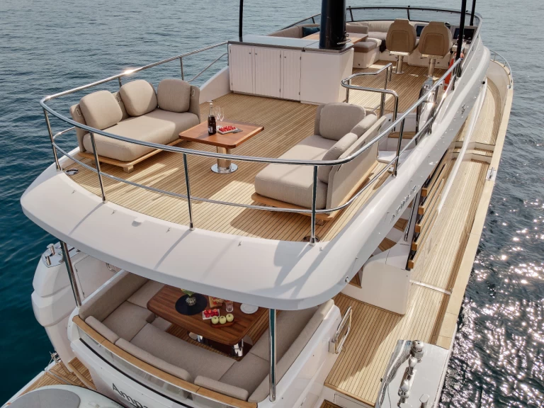 Jacht te huur in Seget Donji voor de beste prijs