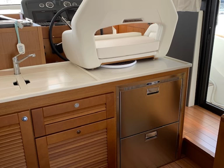 Bootverhuur Bénéteau Swift Trawler 47 in Imsida via SamBoat