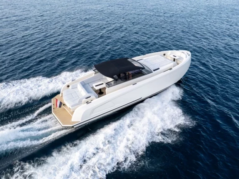 Huur een Vanquish 45 Open Rollerman in Théoule-sur-Mer