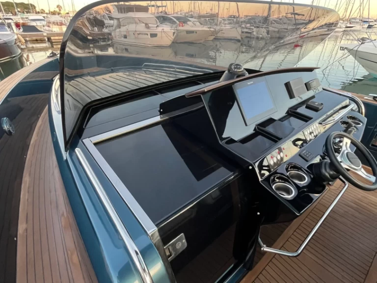 Pardo 43 Blue Bird te huur van particulier of professional in Golfe-Juan