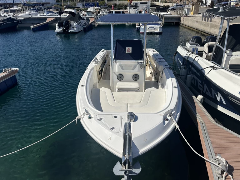 Motorboot te huur in Marina de Palamós voor de beste prijs